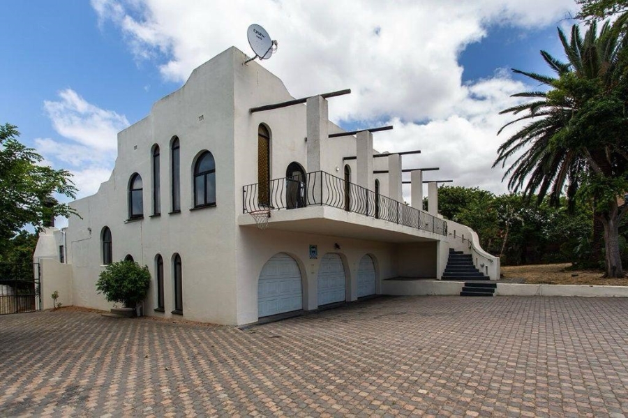 3 Bedroom Property for Sale in Hoogstede Western Cape